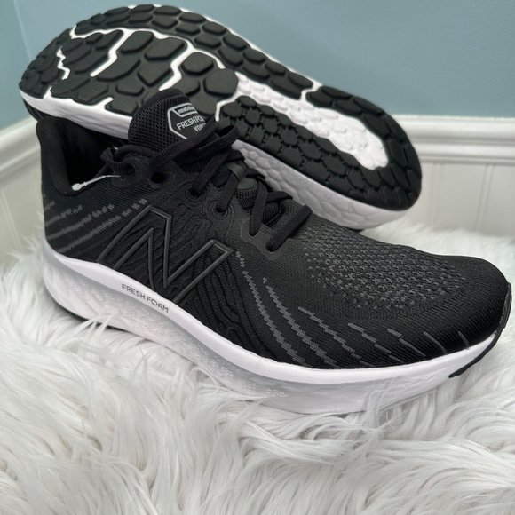 New Balance Men's 11 2E WIDE Fresh Foam X Vongo V5 Running Shoe Black - Picture 15 of 15